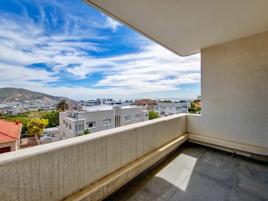 To Let 2 Bedroom Property for Rent in Vredehoek Western Cape